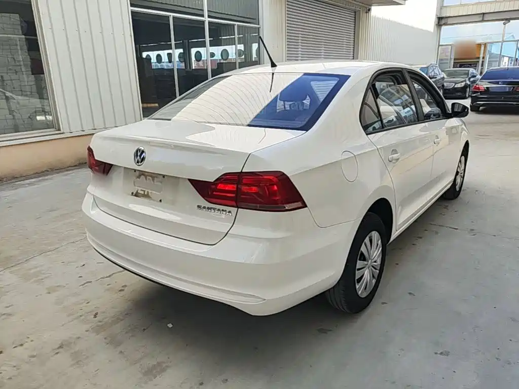 Santana 2019 1.5L Manual Fashion Edition National VI купить на сайте DeffCars