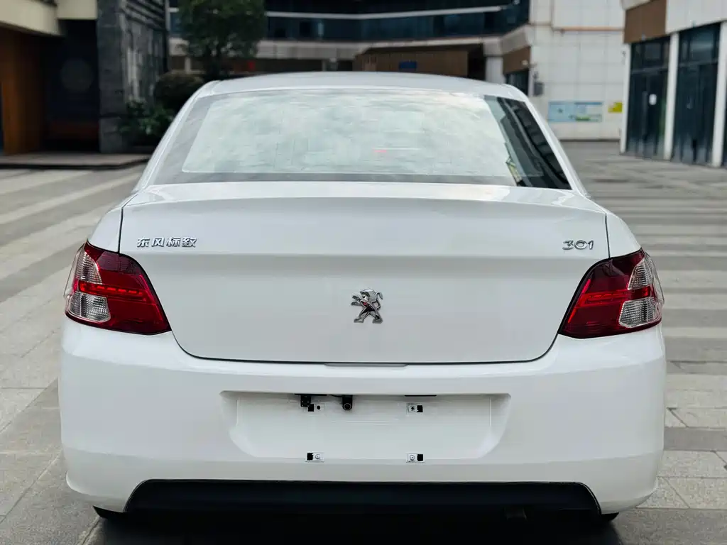 Peugeot 301 2016 1.6L automatic comfort version купить на сайте DeffCars