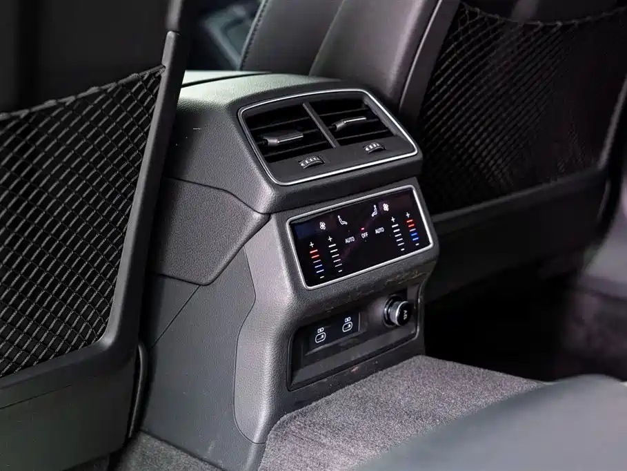 Audi A6L 2023 45 TFSI Premium Elegant Model купить на сайте DeffCars