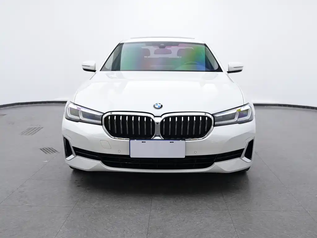 BMW 5 Series 2021 525Li Luxury Package купить на сайте DeffCars
