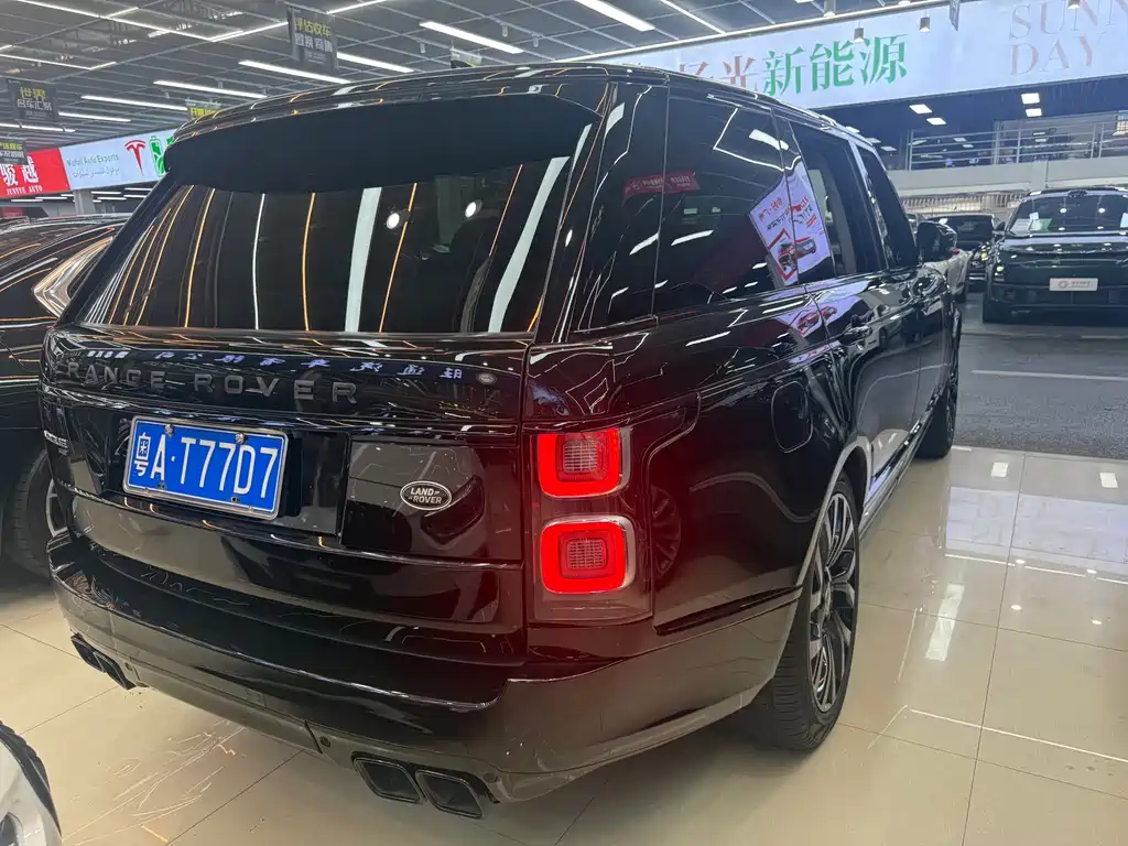 Range Rover 2021 3.0 L6 Legend Extended Classic Edition купить на сайте DeffCars