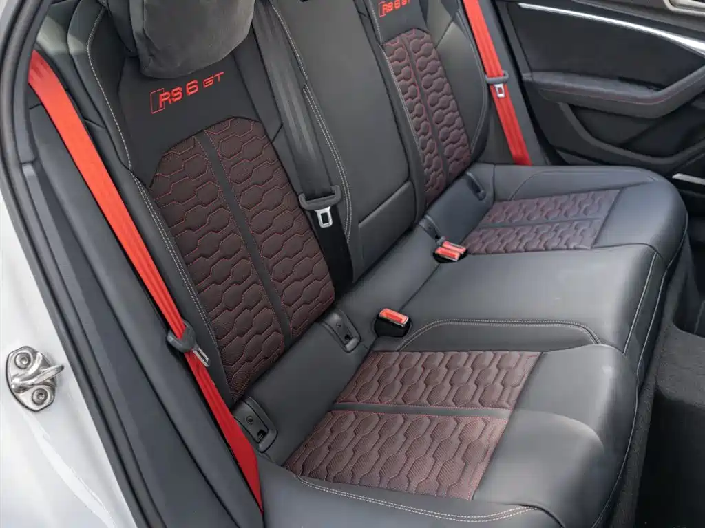 Audi RS 6 2025 RS 6 Avant GT купить на сайте DeffCars