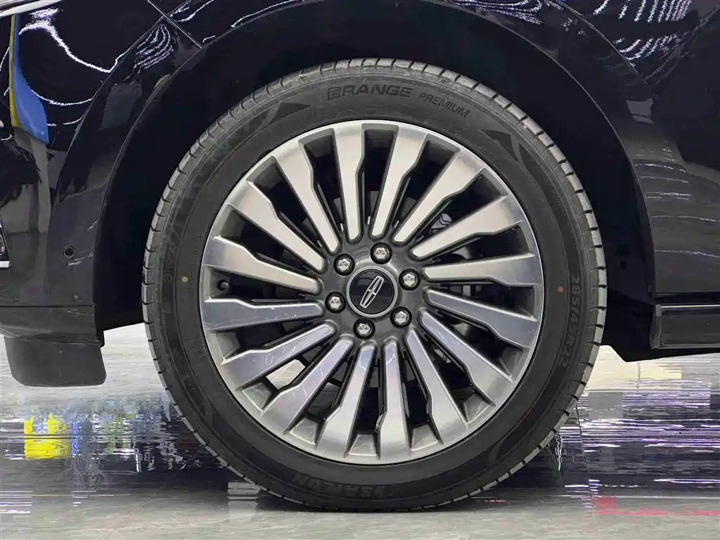 Navigator 2020 3.5T Honor Edition купить на сайте DeffCars