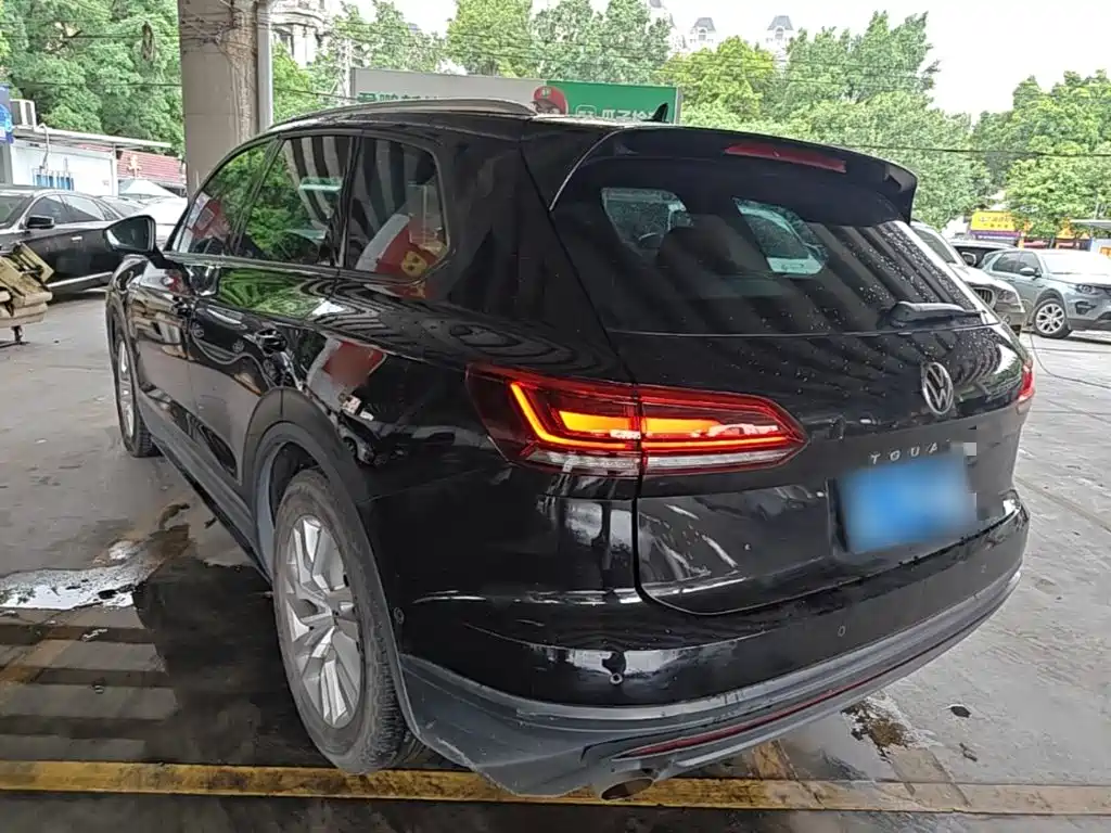 Touareg 2021 2.0TSI Navigator Special Edition купить на сайте DeffCars