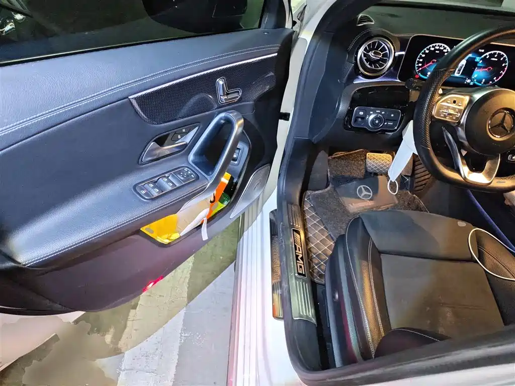 Mercedes-Benz A-Class 2020 A 200 L Sports Sedan купить на сайте DeffCars