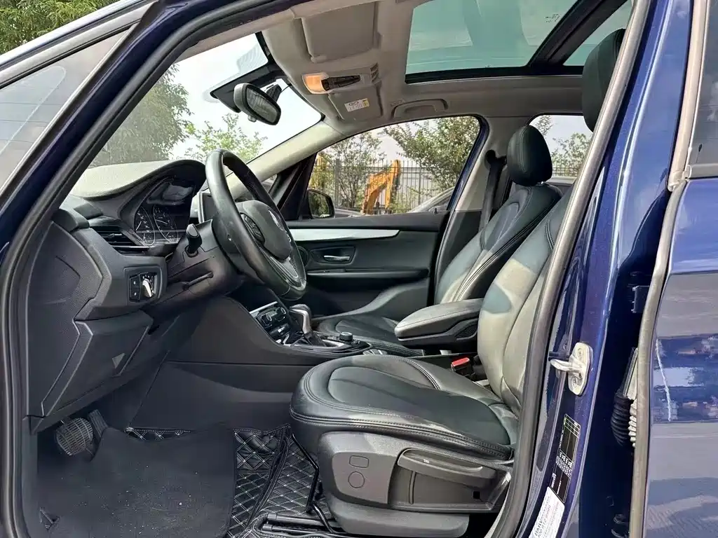 BMW 2 Series Station Wagon 2016 218i Fashion Model купить на сайте DeffCars