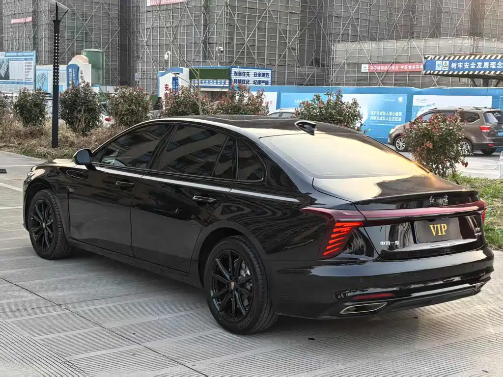 Hongqi H5 2025 2.0T automatic Xuanying 2 million units commemorative edition купить на сайте DeffCars
