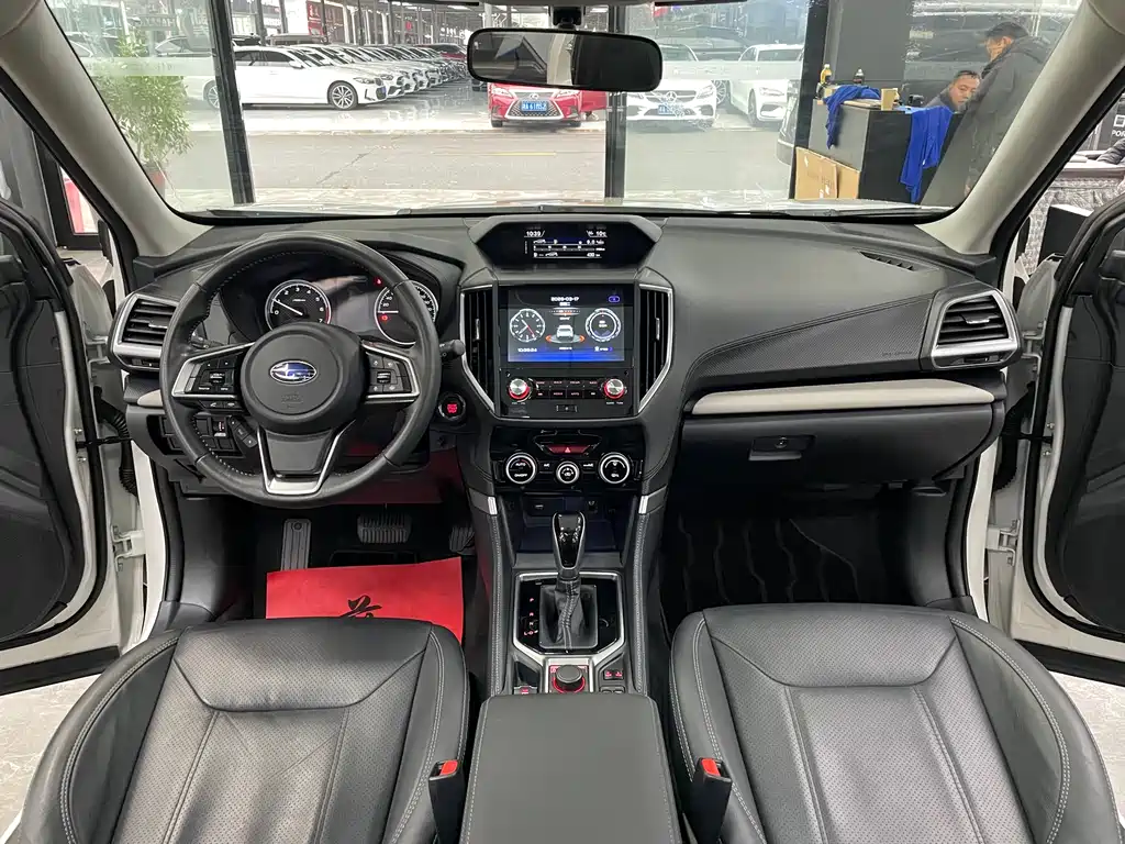 Forester 2022 2.0i AWD Deluxe Edition EyeSight купить на сайте DeffCars