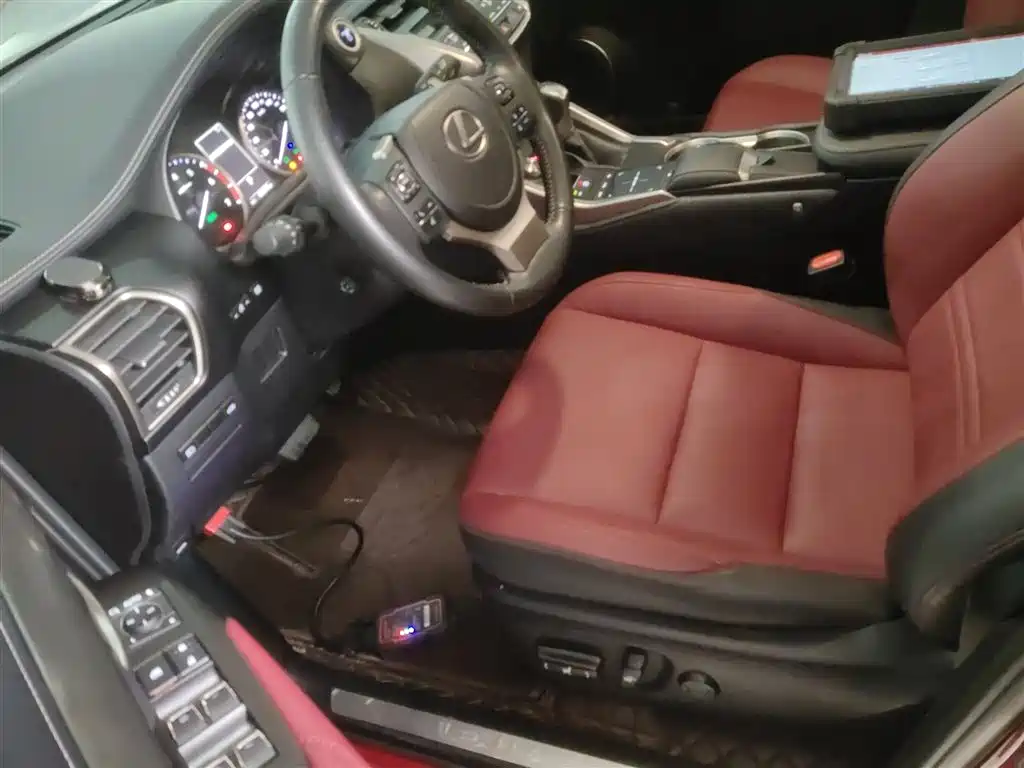 Lexus NX 2020 300h front-wheel drive Fengshang Edition National VI купить на сайте DeffCars