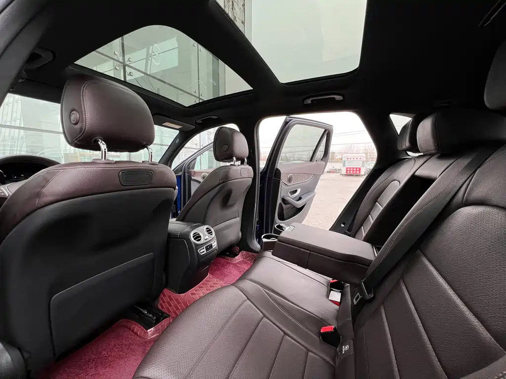 Mercedes-Benz GLC 2016 GLC 300 4MATIC Dynamic купить на сайте DeffCars