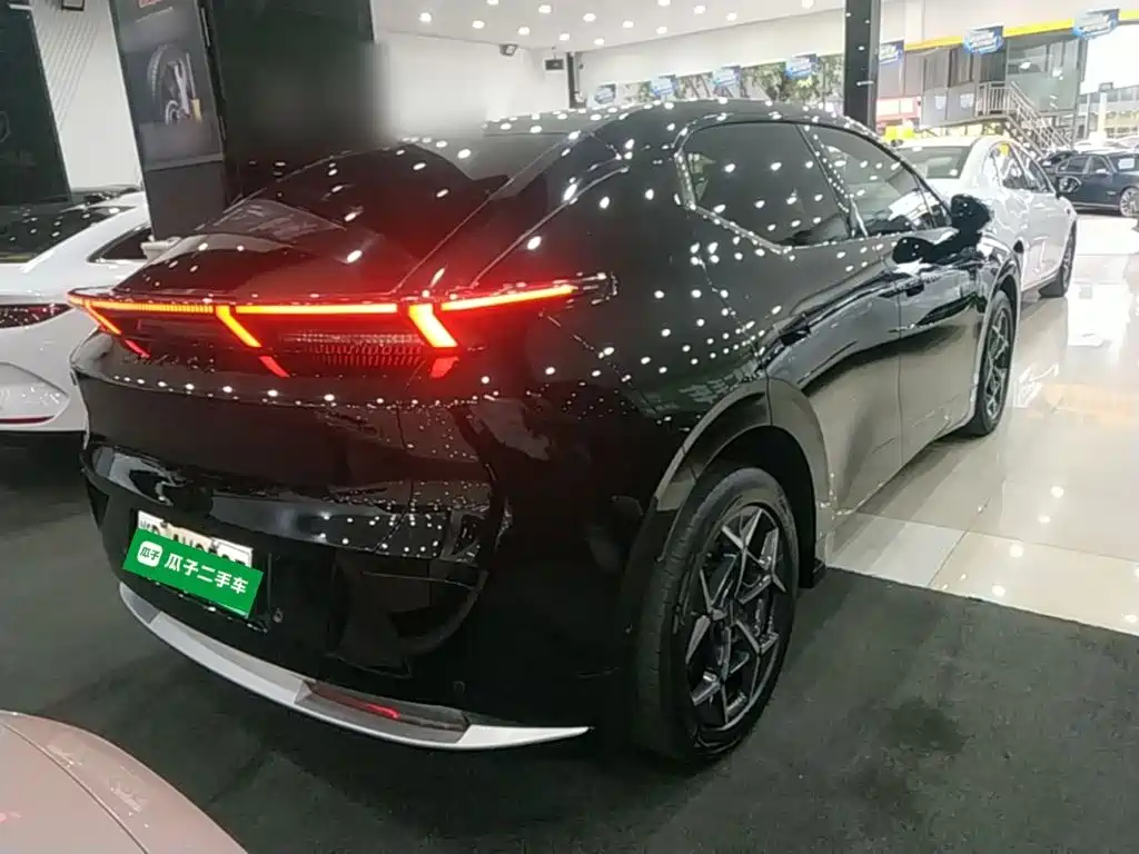 Lynk & Co Z20 2025 530km rear drive Max купить на сайте DeffCars