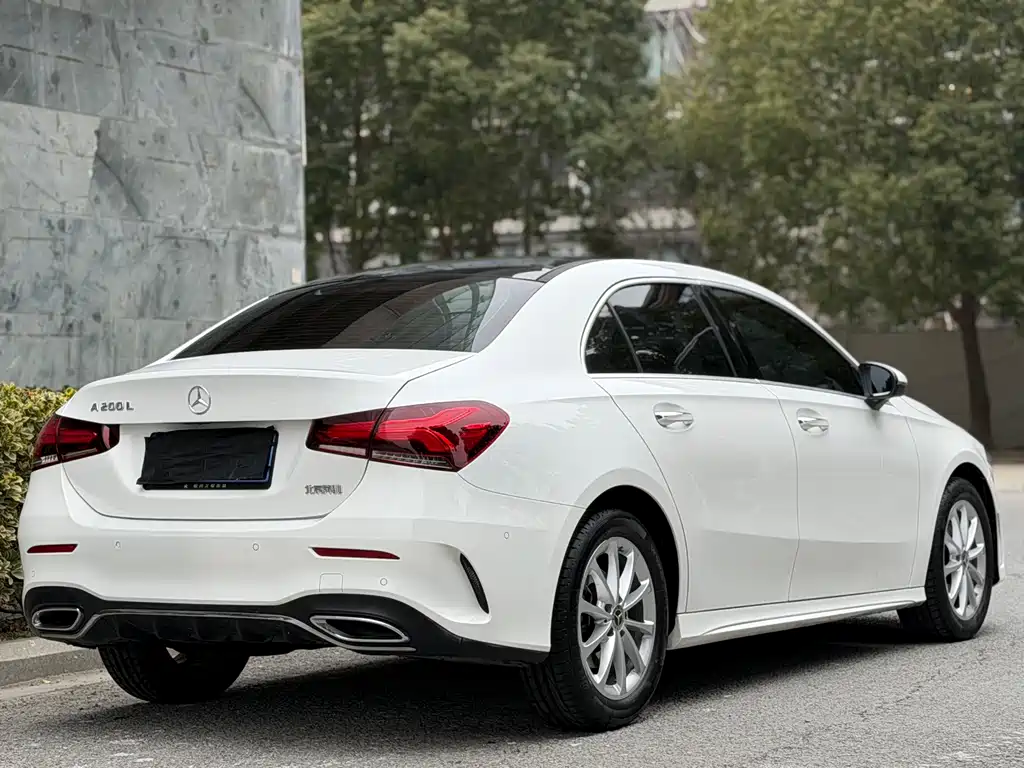 Mercedes-Benz A-Class 2021 A 200 L Sports Sedan Fashionable купить на сайте DeffCars