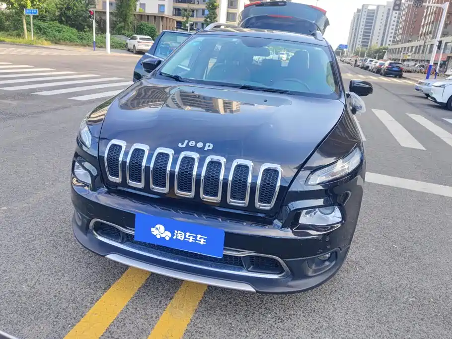 Liberty Light 2017 2.0L Superior Edition купить на сайте DeffCars