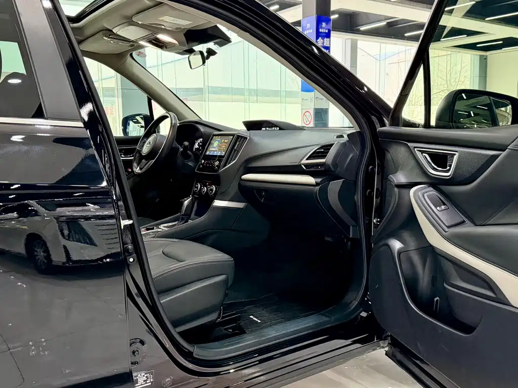 Forester 2022 2.0i AWD Deluxe Edition EyeSight купить на сайте DeffCars