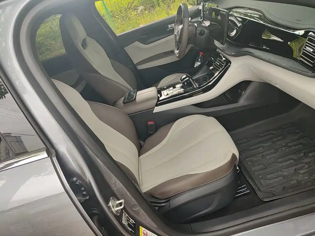 Qin Plus 2024 Honor Edition DM-i 55KM Leading Type купить на сайте DeffCars