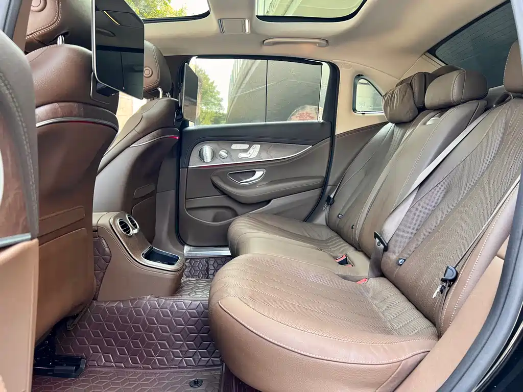 Mercedes-Benz E-Class 2021 E 300 L Premium Model купить на сайте DeffCars