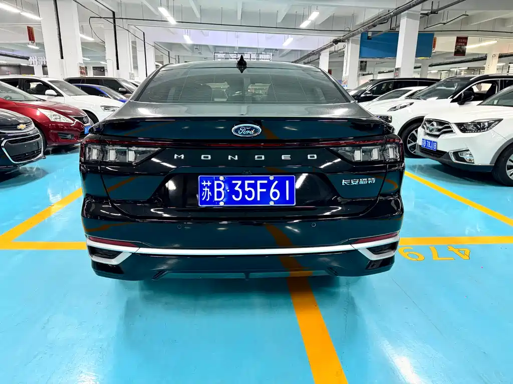Mondeo 2025 1.5T EcoBoost Luxury купить на сайте DeffCars