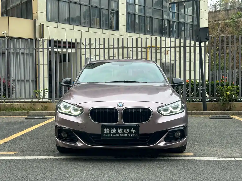 BMW 1 Series 2018 118i Design Package купить на сайте DeffCars