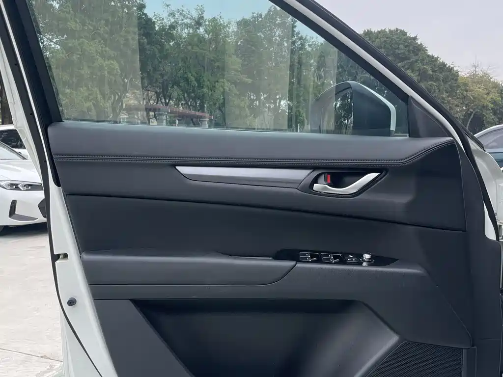 Mazda CX-5 2022 2.0L automatic two-wheel drive smart model купить на сайте DeffCars