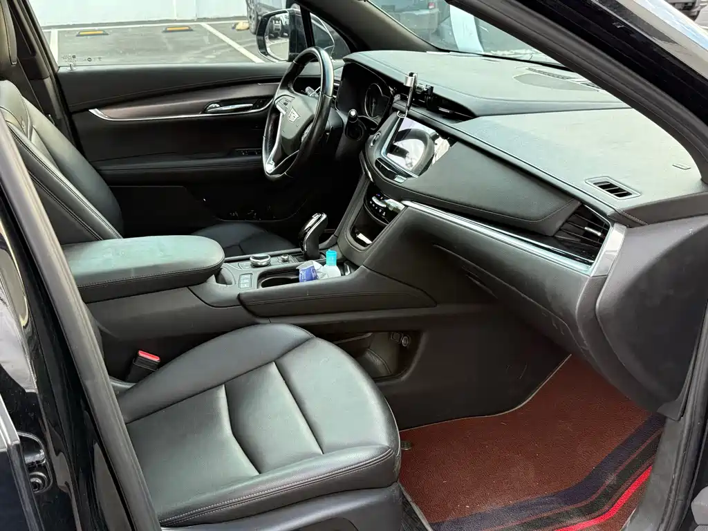 Cadillac XT6 2021 28T six-seat four-wheel drive luxury model купить на сайте DeffCars