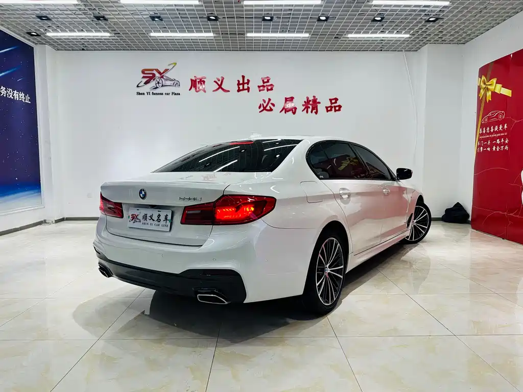 BMW 5 Series 2019 facelift 530Li leading M sports package купить на сайте DeffCars