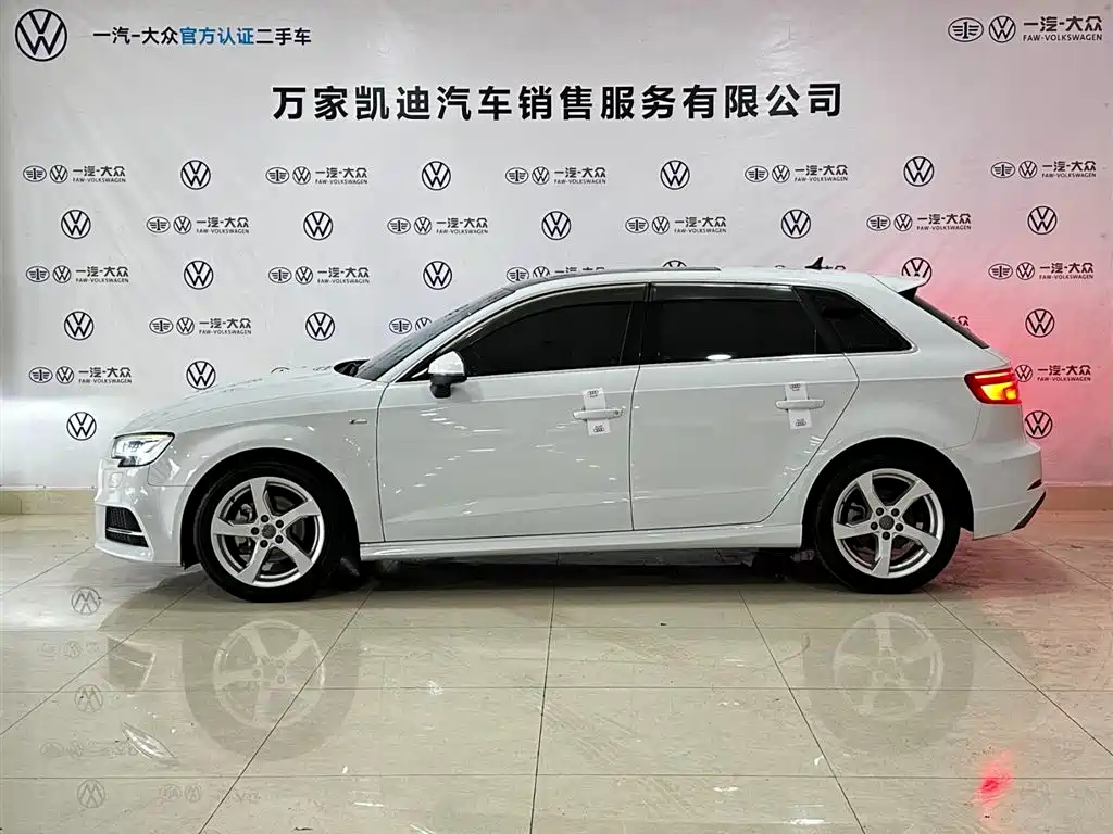 Audi A3 2020 Sportback 35 TFSI Fashion Type National VI купить на сайте DeffCars