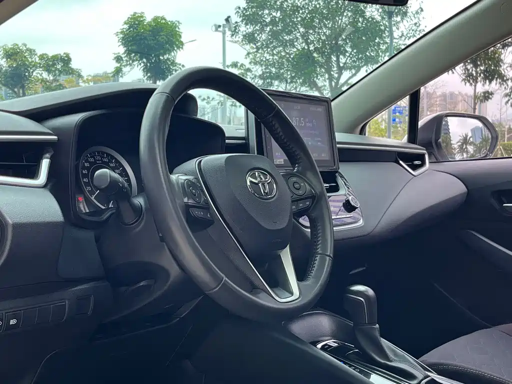 Corolla 2019 1.2T S-CVT GL-i Deluxe Edition купить на сайте DeffCars