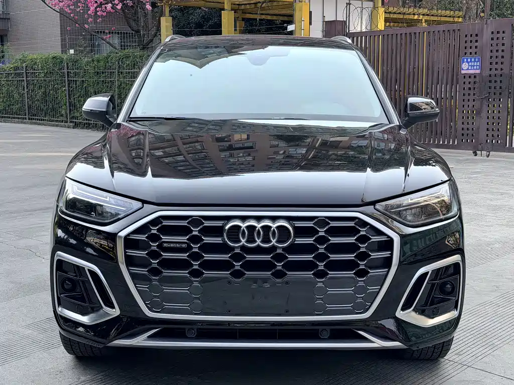Audi Q5L 2022 40T luxury and dynamic model купить на сайте DeffCars