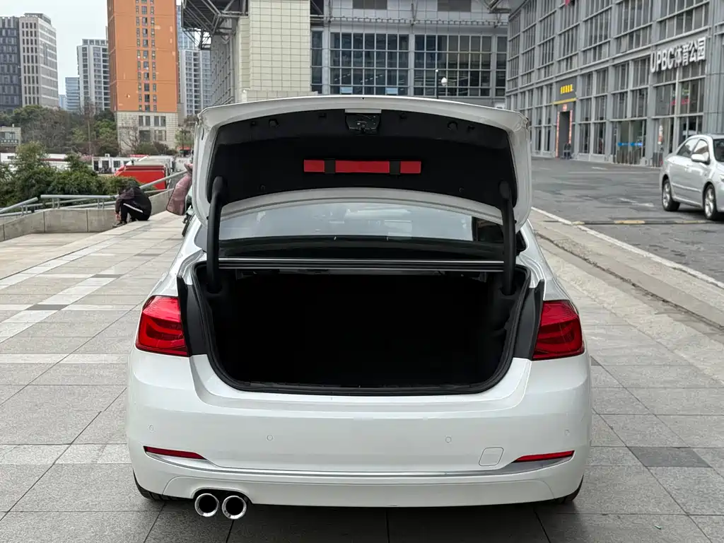 BMW 3 Series 2019 320Li Fashion Model купить на сайте DeffCars