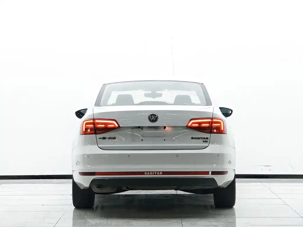 Sagitar 2018 180TSI DSG Premium Edition купить на сайте DeffCars
