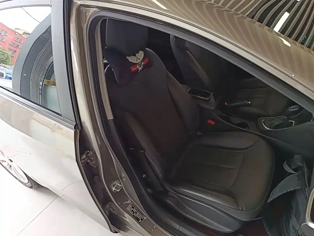 Yinglang 2021 model model 1.5L automatic elite model купить на сайте DeffCars