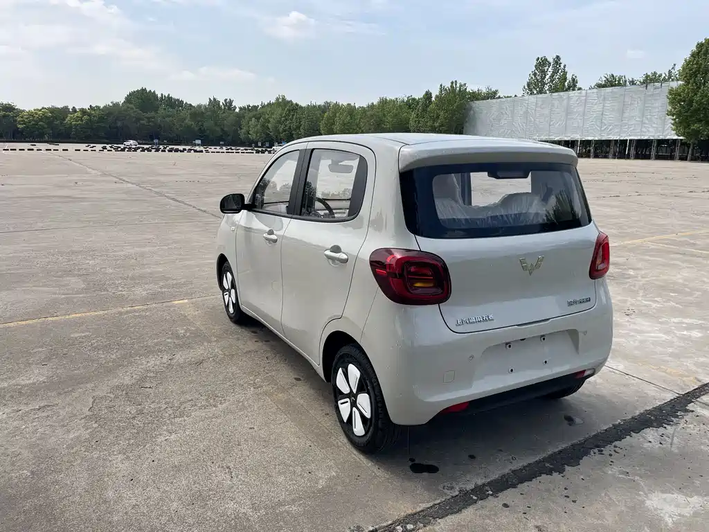 Hongguang MINIEV 2025 fourth generation four-door version advanced model купить на сайте DeffCars