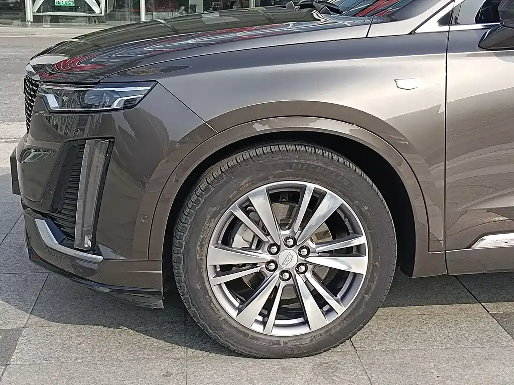 Cadillac XT6 2020 28T six-seat luxury model купить на сайте DeffCars