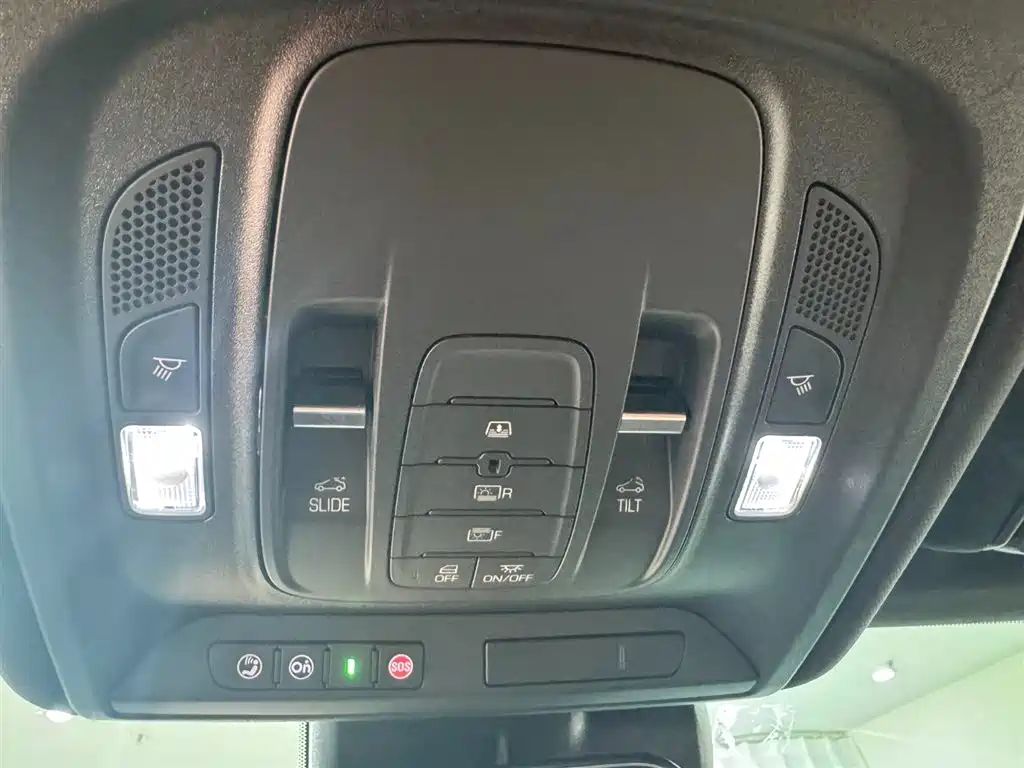 Cadillac CT6 2021 28T luxury model купить на сайте DeffCars