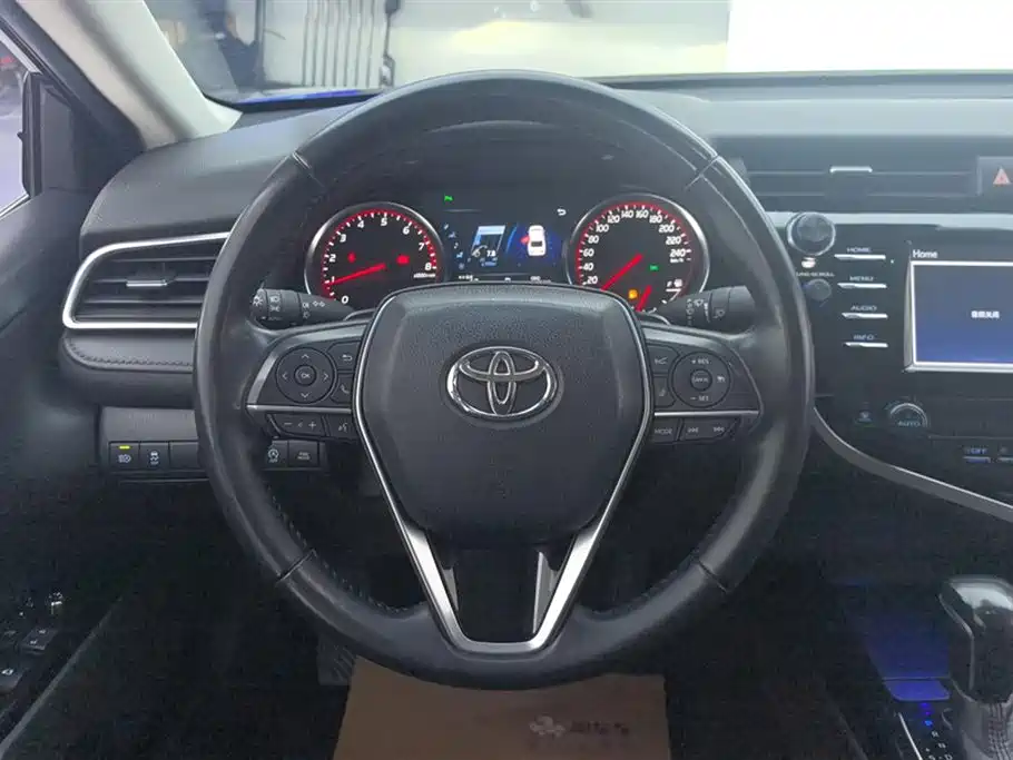 Camry 2018 2.0S Advanced Edition купить на сайте DeffCars