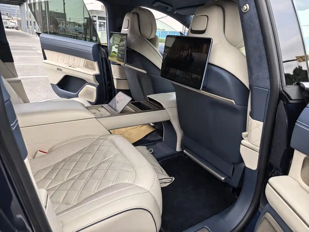 NIO ET9 2025 model 102kWh signature version купить на сайте DeffCars