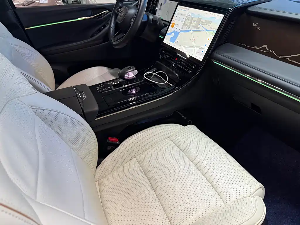 Trumpchi M8 2023 Grandmaster Series Dual Engine Flagship Edition купить на сайте DeffCars