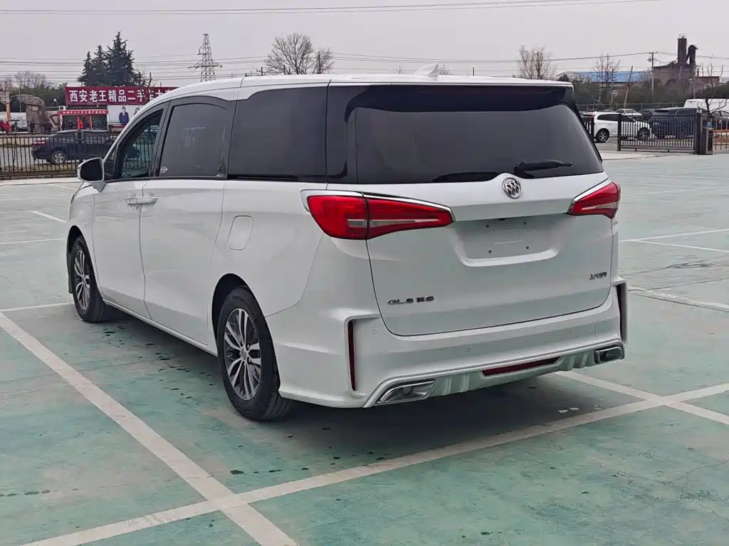 Buick GL8 2018 ES 28T luxury model National VI купить на сайте DeffCars