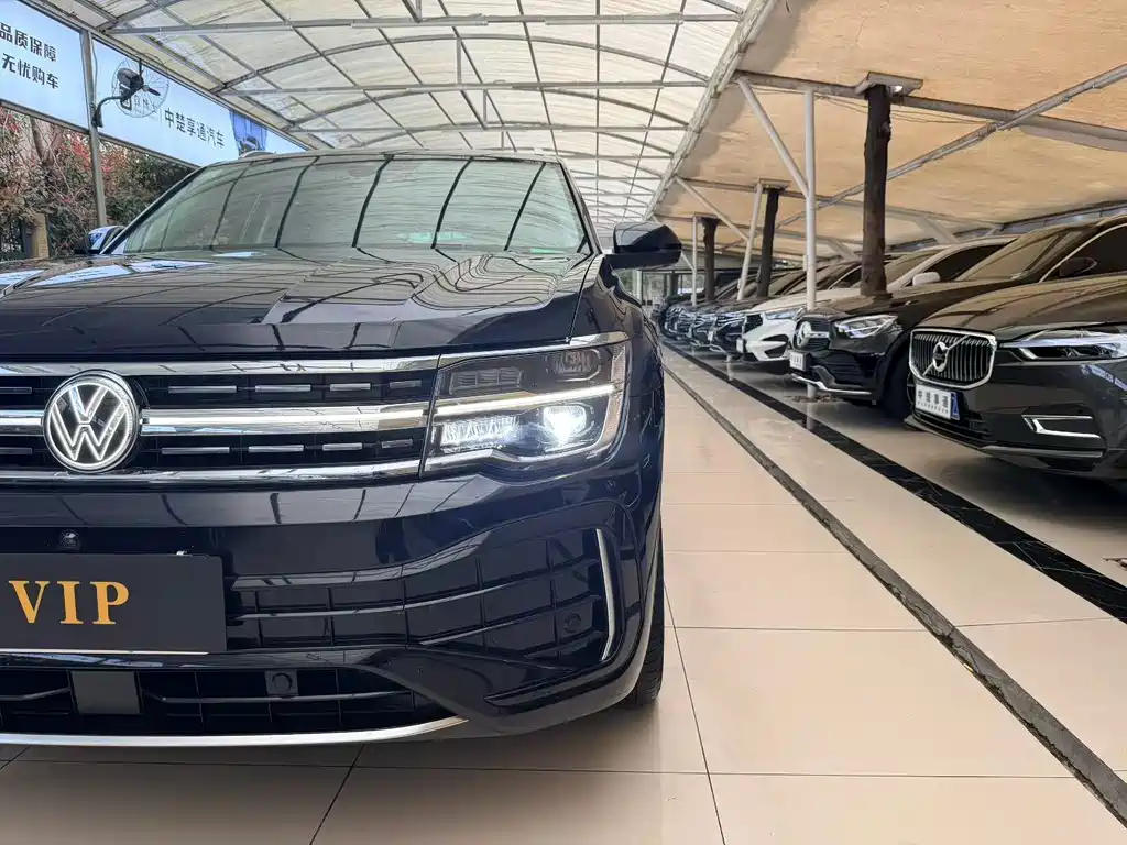 Touron 2024 Touron X 380TSI four-wheel drive luxury version купить на сайте DeffCars