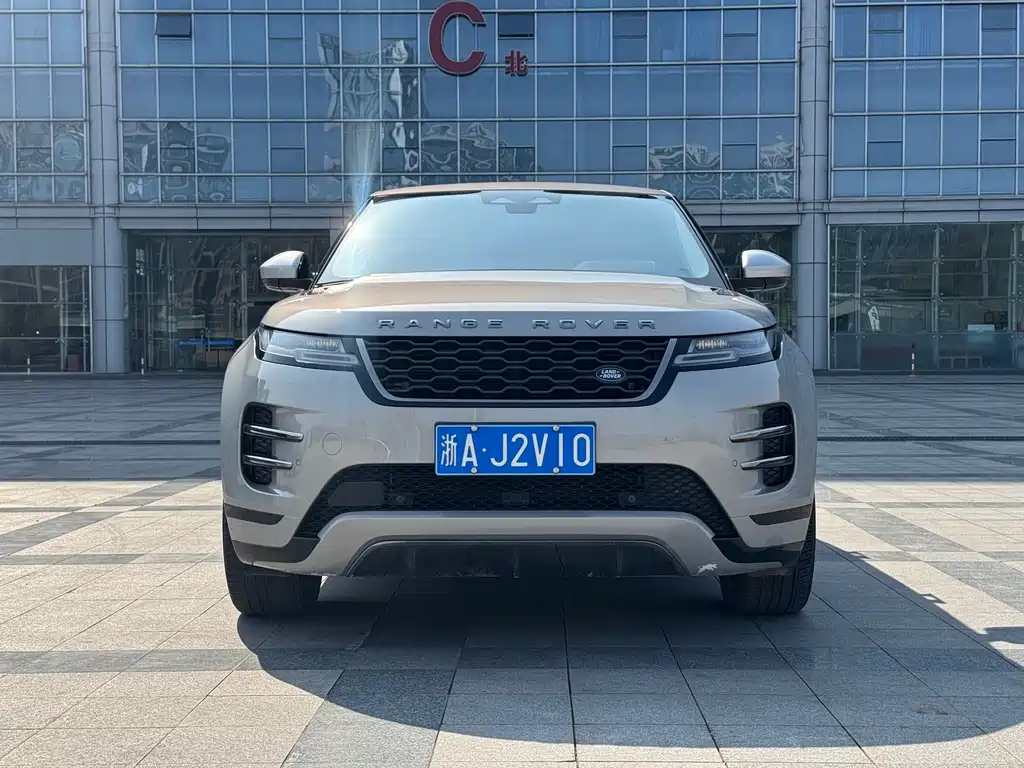 Range Rover Evoque 2022 Evoque L 249PS R-Dynamic Deluxe Edition купить на сайте DeffCars