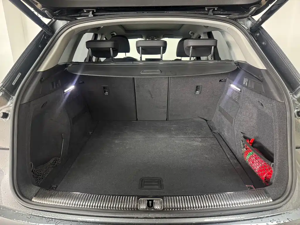 Audi Q5L 2022 40T luxury and dynamic model купить на сайте DeffCars