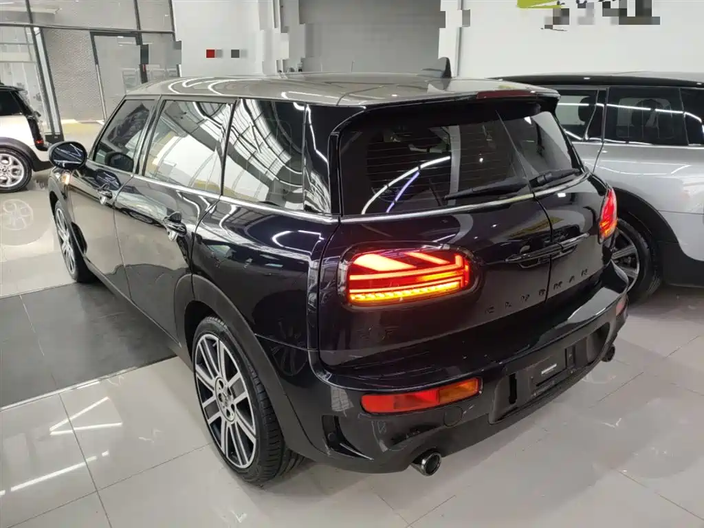 MINI CLUBMAN 2023 facelift 2.0T COOPER S Connoisseur купить на сайте DeffCars