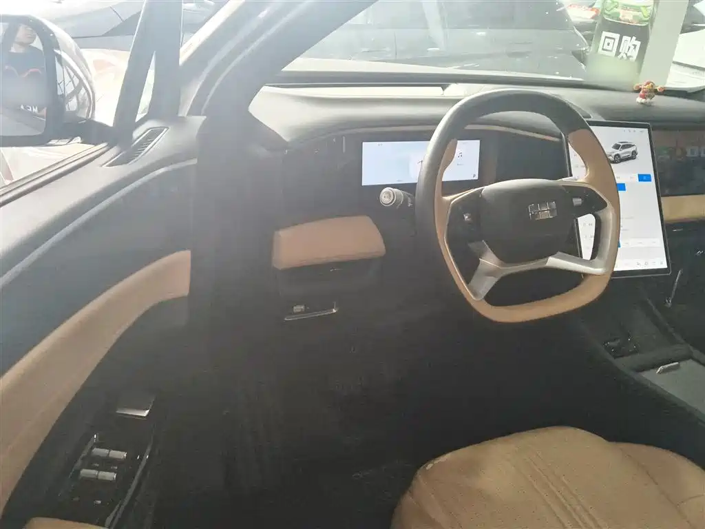 Galaxy L7 2023 1.5T 115km PLUS купить на сайте DeffCars