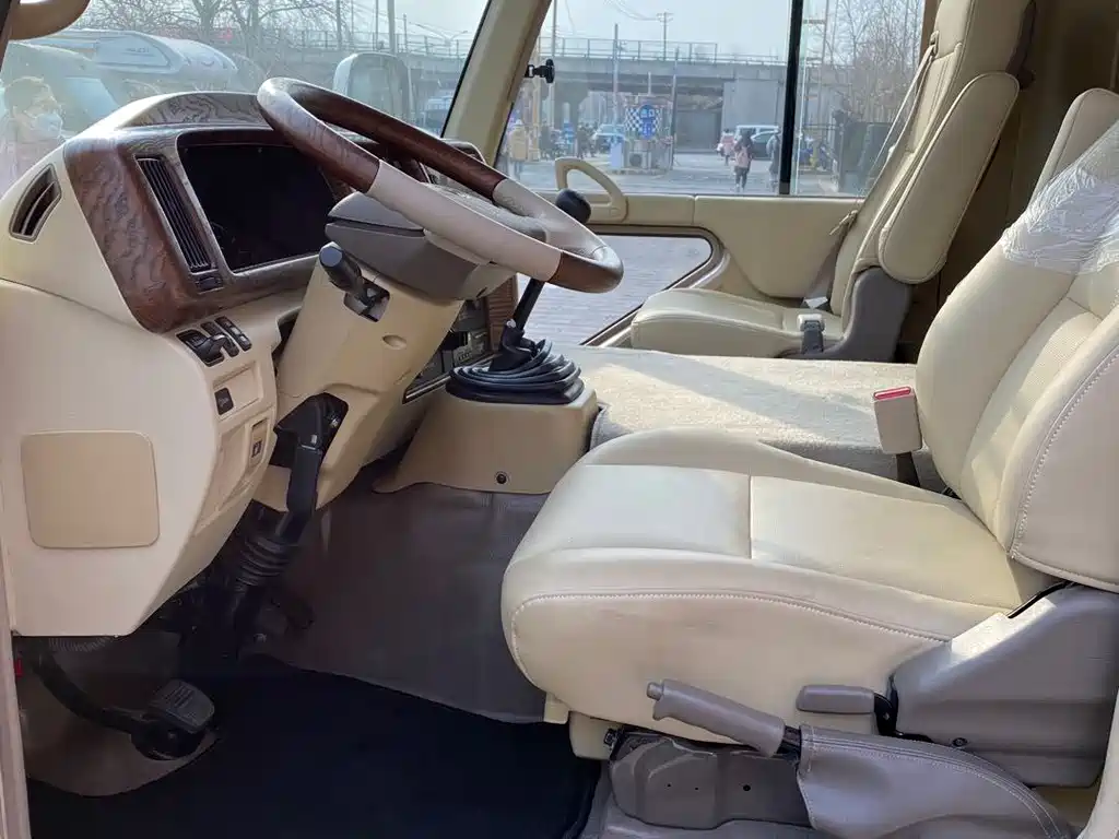 Coaster 2019 4.0L premium car GRB53L-ZCMSK 20-seat special edition 9GR купить на сайте DeffCars