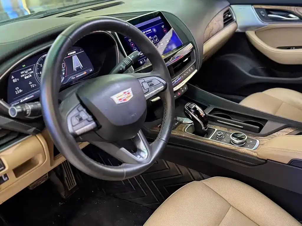Cadillac CT5 2022 28T Premium Model купить на сайте DeffCars