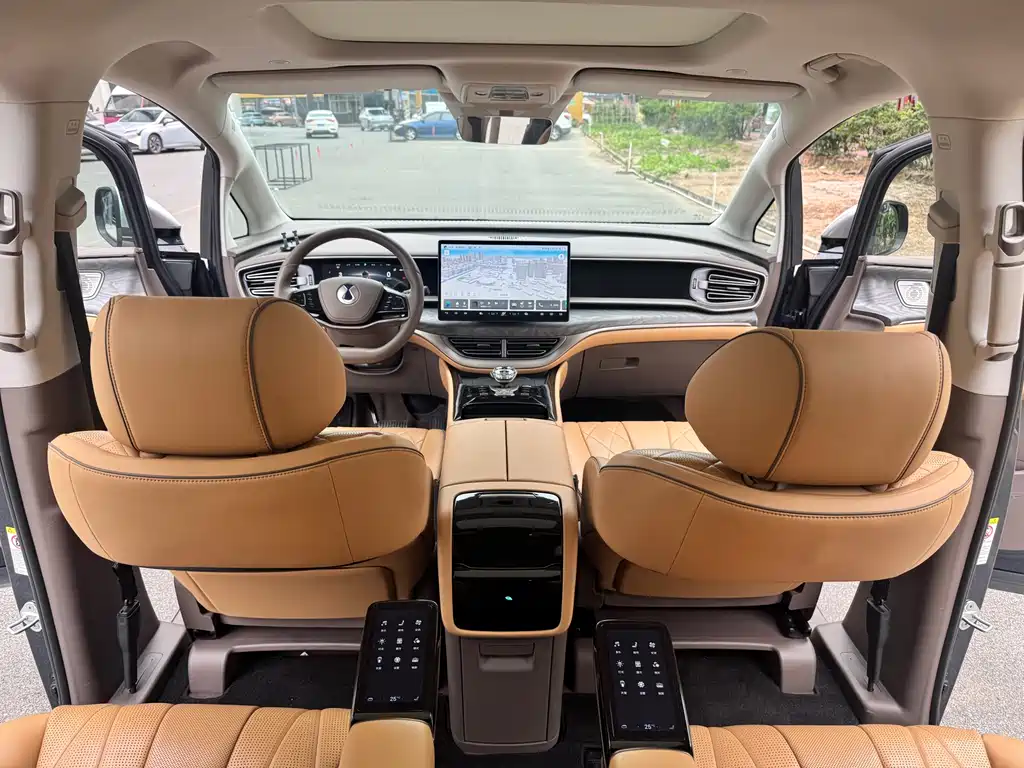 Denza D9 2022 DM-i 1040 Premium Type купить на сайте DeffCars