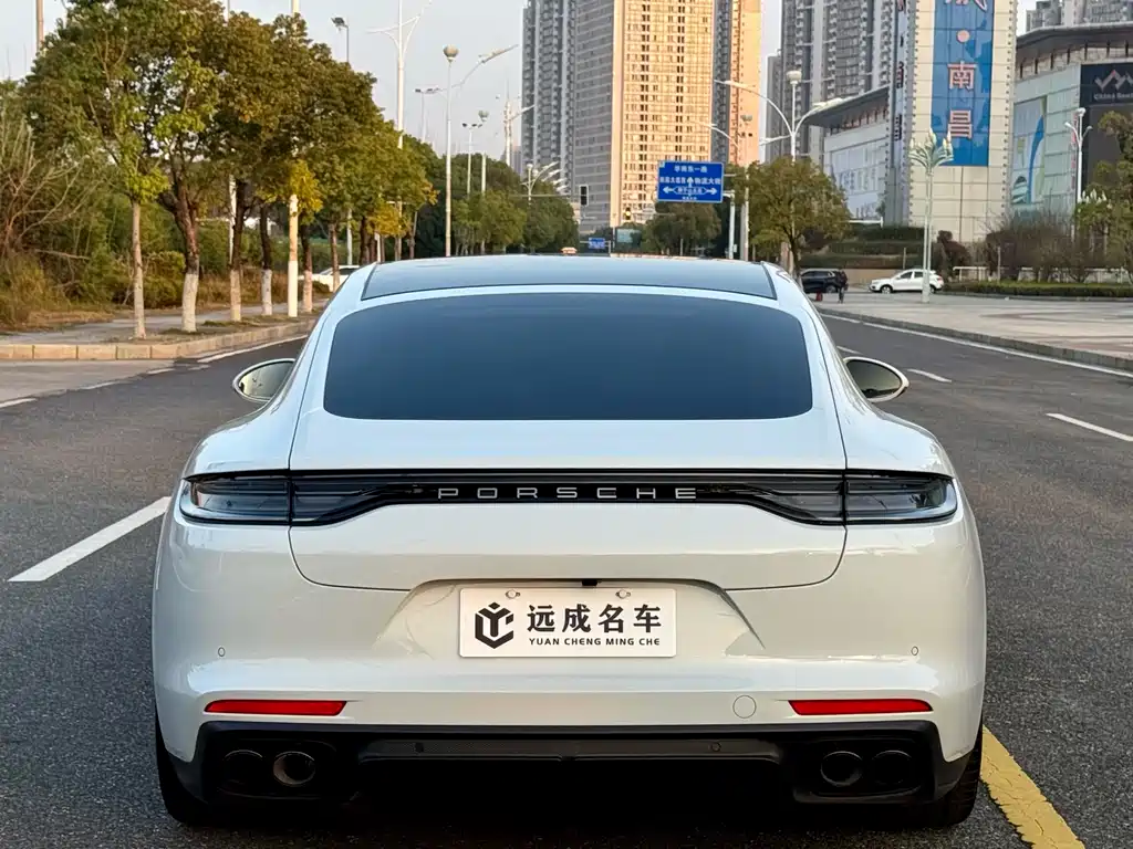 Panamera 2023 Panamera 2.9T Platinum Edition купить на сайте DeffCars