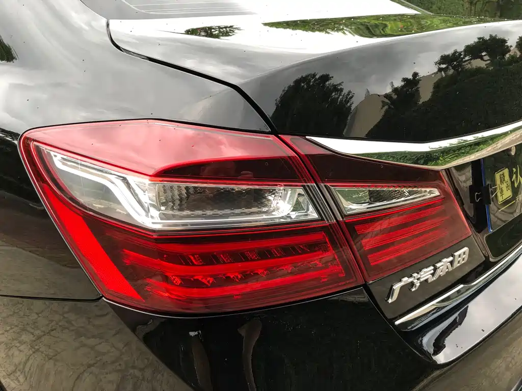 Accord 2016 2.0L Deluxe Edition купить на сайте DeffCars