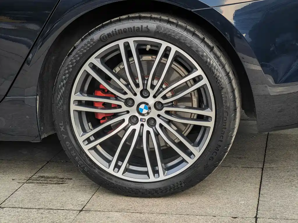 BMW 5 Series 2018 facelift 530Li Exclusive M Sports Package купить на сайте DeffCars