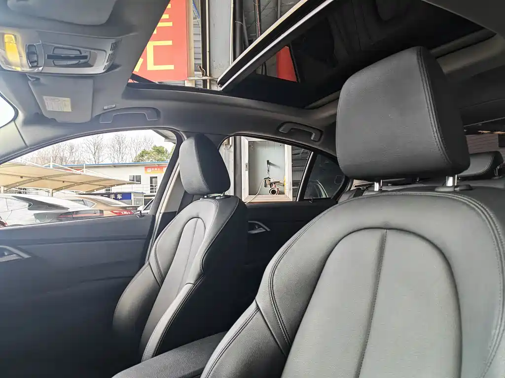 BMW 1 Series 2017 118i Sports купить на сайте DeffCars